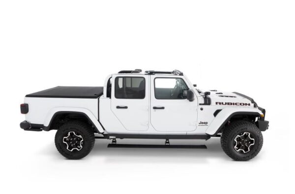 JEEP JT GLADIATOR 19-23 V6 3.6 PowerStep™ Cab Length Black Running Boards AMP Research - 75135-01A - Image 3
