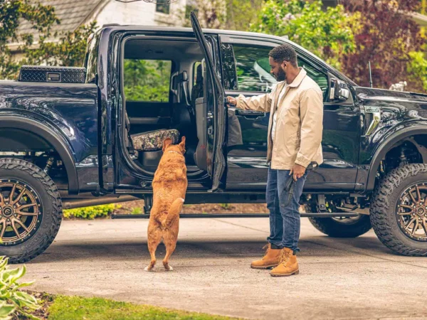 Toyota TUNDRA +22 V6 3.4 PowerStep™ Cab Length Black Running Boards AMP Research - 76338-01A - Image 2