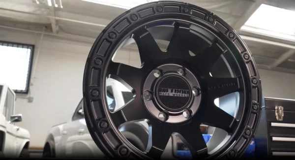 18x9 +18mm Offset 6x5.5 106.25mm CB Matte Black Wheel Method - MR31789060518 - Image 4