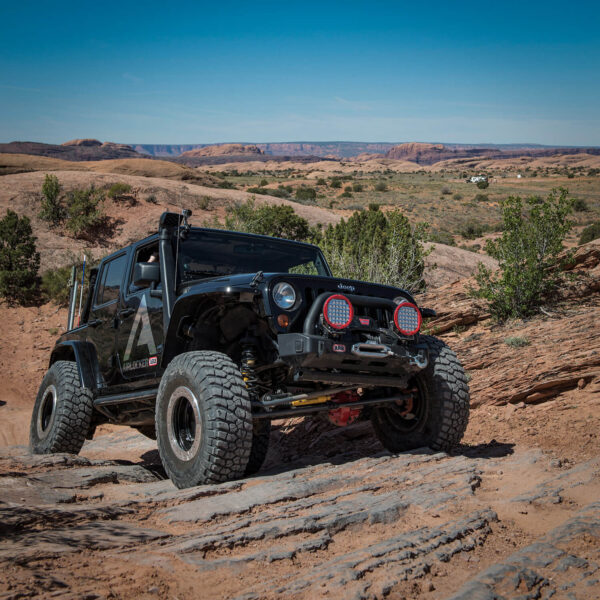 WRANGLER JK 06-18 V6 3.6 Bumper Stubby Bar Textured 3” main tube ARB - 3450430 - Image 5