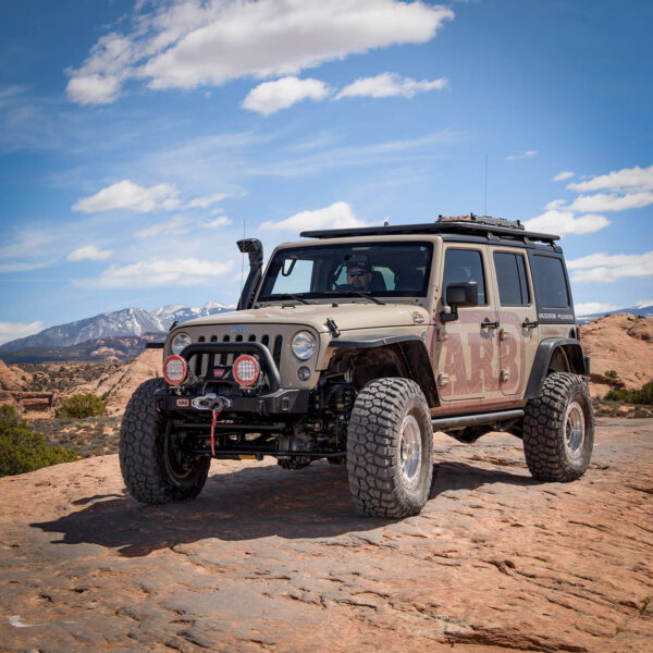 WRANGLER JK 06-18 V6 3.6 Bumper Stubby Bar Textured 3” main tube ARB - 3450430 - Image 6