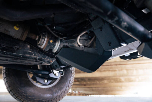 BRONCO SPORT 21-24 4L 2.0| 21-24 V6 2.7|BIG BEND 21-24 3L 1.5 Rear Differential Skid Plate DV8 Off Road - SPBR-03 - Image 10