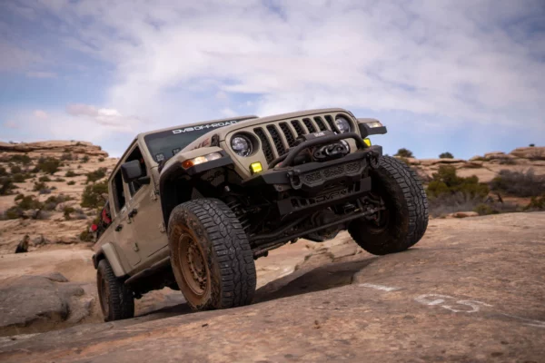 18+ Jeep JL/JT GLADIATOR Spec Series Front Bumper DV8 Off Road - FBJL-09 - Image 3