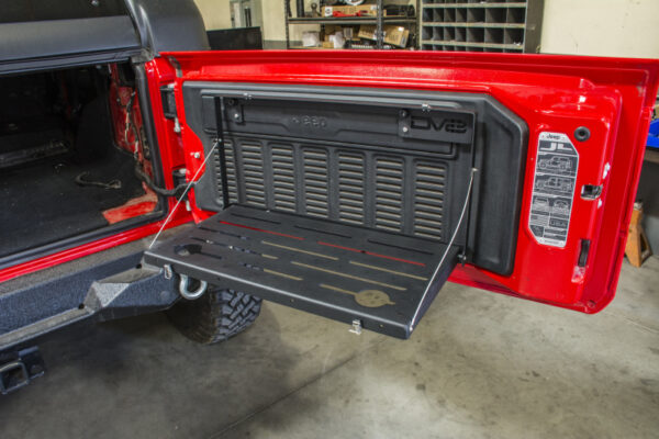 WRANGLER JL 2018-2024 L4 2.0| WRANGLER JL 2018-2024 V6 3.6 Tailgate Mounted Table (Trail Table) - Black DV8 Off Road - TTJL-01 - Image 8