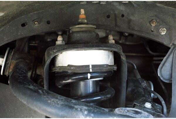 Toyota 4RUNNER 03-09 V8 4.7| 03-24 V6 4.0 2in Leveling Kit Front Tuff Country - 52002 - Image 2
