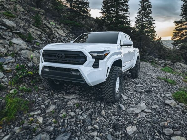 Toyota TACOMA +24 L4 2.4 1.5in Front Leveling Kit Tuff Country - 52924 - Image 4