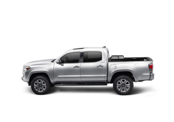 2022 Toyota Tundra Soft Folding Tonneau Cover (5ft 6in) works with rail system Trifecta 2.0 - 92472 - Image 4