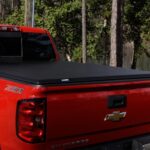 F150 PLATINUM 15-20 5.0L V8 Gas| RAPTOR 15-20 3.5L V6 Gas (5.5ft. Bed) Hard Fold Tonneau Cover - Black Lund - 969364 - Image 4