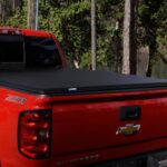 F150 PLATINUM 15-20 5.0L V8 Gas| RAPTOR 15-20 3.5L V6 Gas (5.5ft. Bed) Hard Fold Tonneau Cover - Black Lund - 969364
