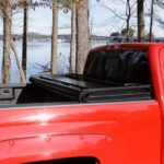 F150 PLATINUM 15-20 5.0L V8 Gas| RAPTOR 15-20 3.5L V6 Gas (5.5ft. Bed) Hard Fold Tonneau Cover - Black Lund - 969364 - Image 2
