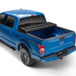 F150 PLATINUM 15-20 5.0L V8 Gas| RAPTOR 15-20 3.5L V6 Gas (5.5ft. Bed) Hard Fold Tonneau Cover - Black Lund - 969364 - Image 3