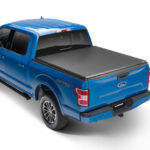 F150 PLATINUM 15-20 5.0L V8 Gas| RAPTOR 15-20 3.5L V6 Gas (5.5ft. Bed) Hard Fold Tonneau Cover - Black Lund - 969364 - Image 6
