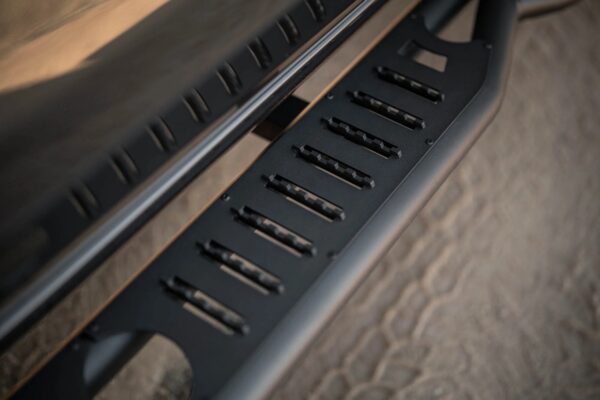 19-24 GMC Sierra 1500/Chevy Silverado 1500 Crew Cab OE Plus Side Steps - Black Steel DV8 Offroad - Image 6