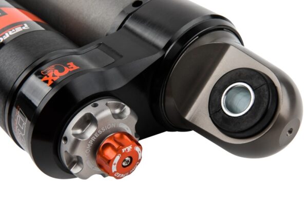 Fox 20-Up GM 2500/3500 Performance Elite Series 2.5 Rear Adjustable Shocks 0-1in Lift - Image 4